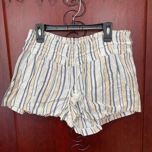 Roxy Flowy Shorts Size Large